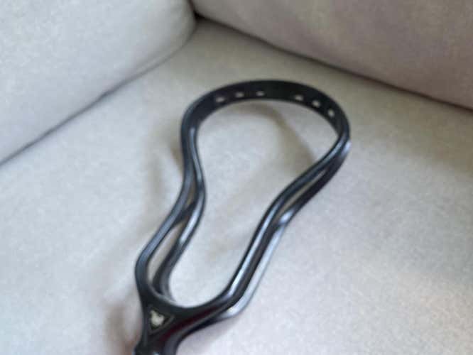 Black Used Unstrung DNA Head