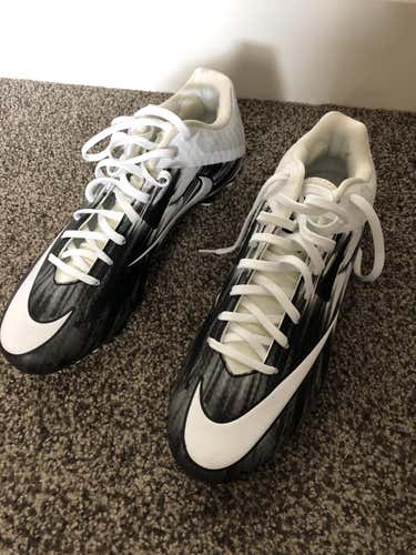 Adult Size 10 (Women's 11) Nike