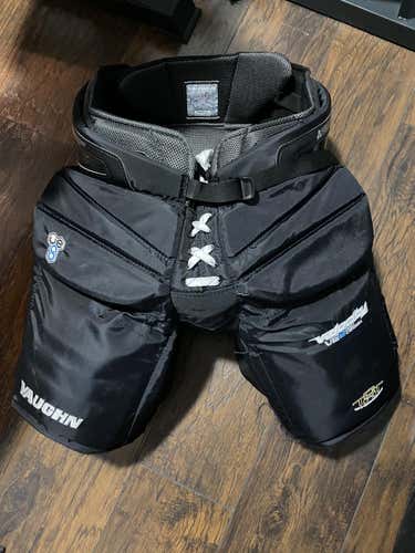 Black Senior Small Vaughn Velocity VE8 Pro Carbon  Hockey Goalie Pants