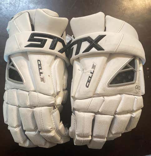 STX Cell IV Lacrosse Gloves