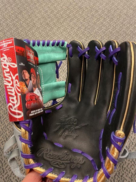 New Infield Heart of the Hide 11.75" Baseball Glove