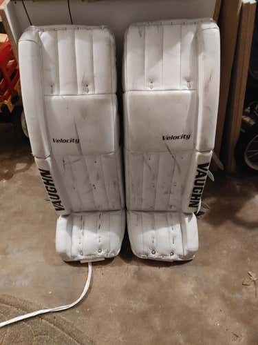34+1.5" Vaughn Goalie Leg Pads