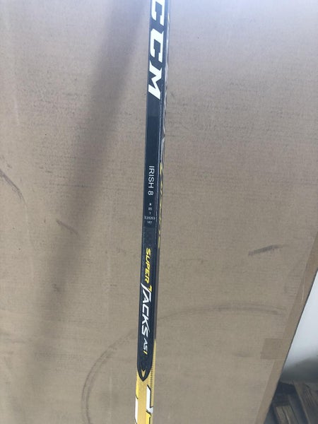 Senior Right Handed Mid Pattern Pro Stock Super Tacks AS1 Hockey Stick