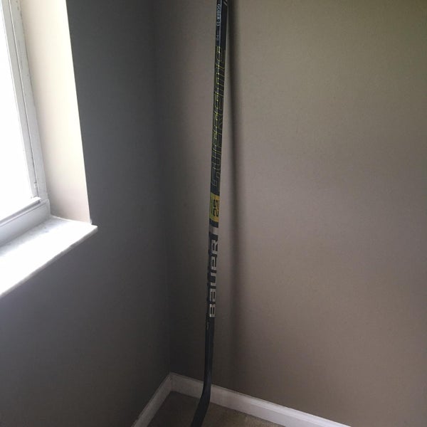 Used Right Handed Supreme 2S Pro Toe Pattern Pro Stock Hockey Stick