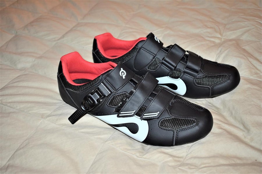 NEW - Peloton Cycling Shoes Size 45 (Men's 11/Women's 12)