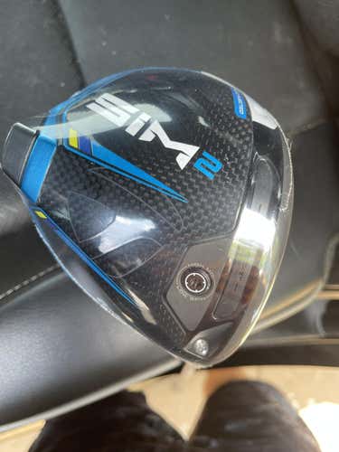 New TaylorMade Sim2 Driver 10.5 Loft Stiff flex shaft