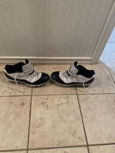 Men's Size 11 (Women's 12) Jordan Cleats