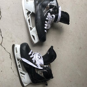 VH hockey goalie two piece skates