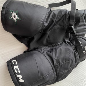Black Youth Used Small CCM LTP Hockey Pants