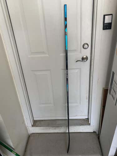 Senior Left Hand P92 Pro Stock Nexus Geo Hockey Stick