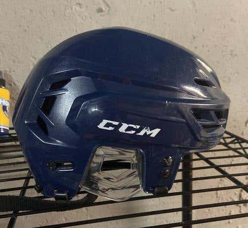 Medium CCM Resistance 300 Hockey Helmet Navy