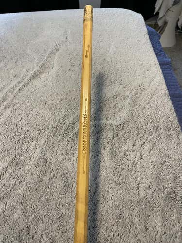 Crooked arrows wooden bamshaft