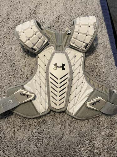 New Large Under Armour VFT Shoulder Pads