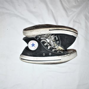 Converse All Star Shoes, Size 3