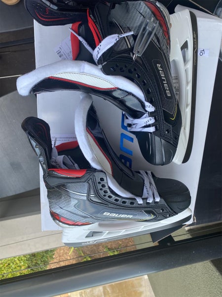 New Bauer Vapor 2X Pro Regular Width Pro Stock Size 7.5 Hockey Skates