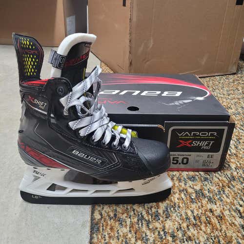 Junior New Bauer Vapor X Shift Pro Hockey Skates