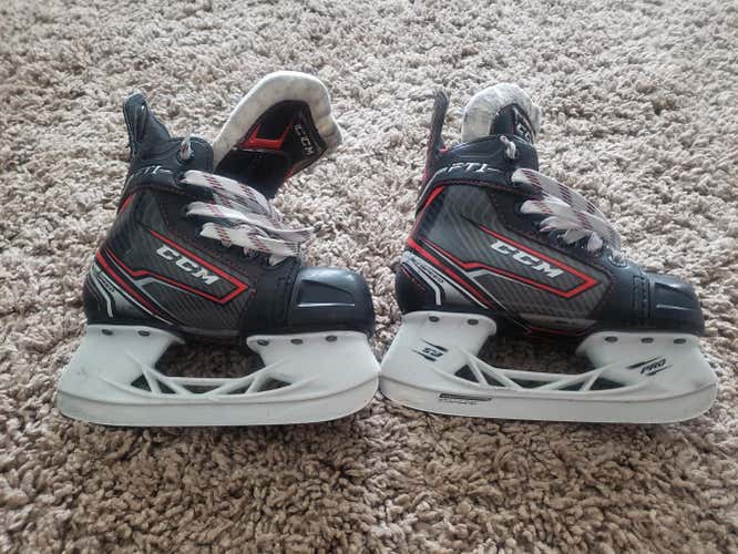 Youth Used CCM JetSpeed FT1 Hockey Skates Size 11