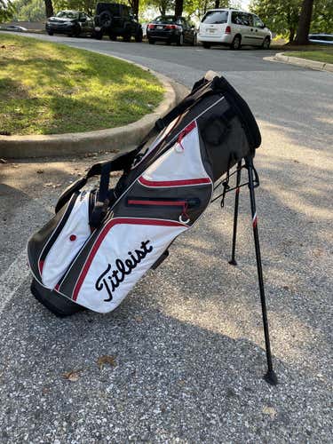 Titleist Players 4 Golf Stand Bag