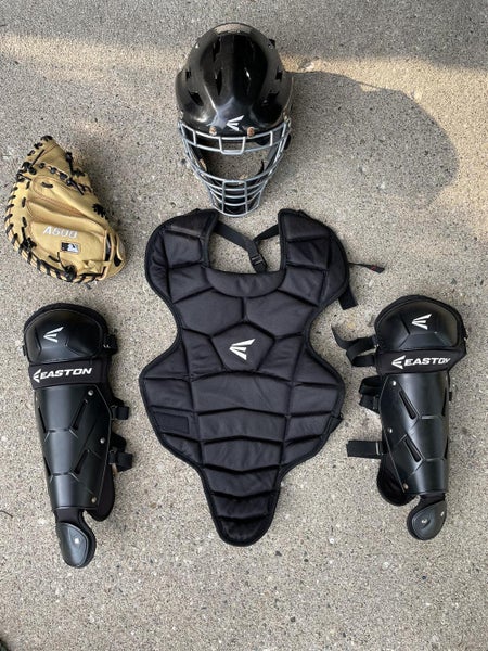 Easton youth M3 catcher’s gear