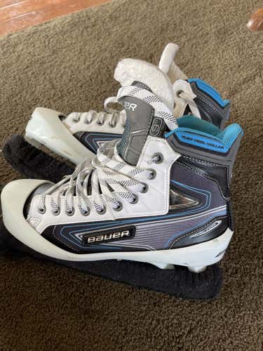 Used Bauer Regular Width  Size 9 Reactor 7000 Hockey Goalie Skates