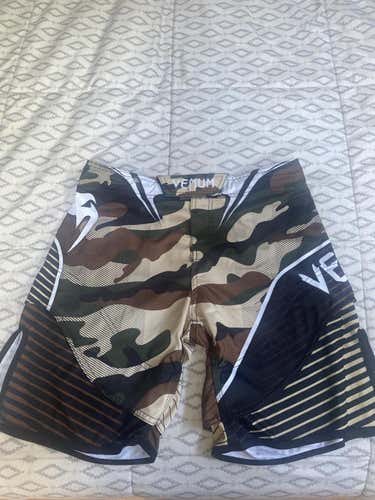 Venum Hero Fight Shorts