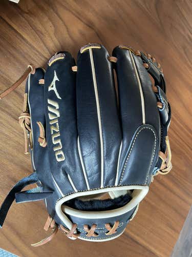 New!! High School & College Infield 11.75" Pro Select Baseball Glove