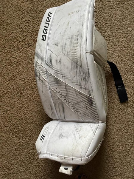 Intermediate Med Bauer Supreme S29 Goalie Leg Pads