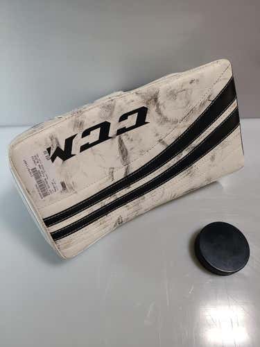 CCM Used White Junior Regular