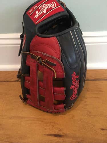 Rawlings Right Hand Throw Outfield Baseball Glove 13"