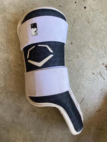 EvoShield Baseball Batter's Leg guard