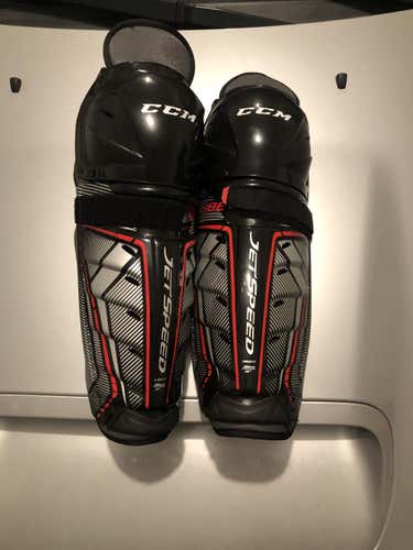 New Senior CCM Jetspeed Vibe Shin Pads Upgraded Retail (Make An Offer)