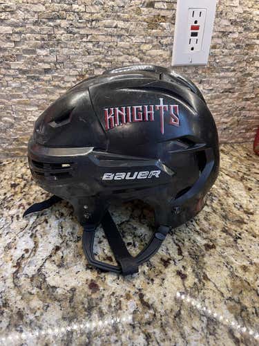 Bauer re-akt size medium reakt hockey helmet
