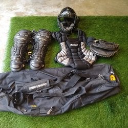 Used Youth Rawlings MacGregor Junior Catcher's Gear Pack Catcher's Set
