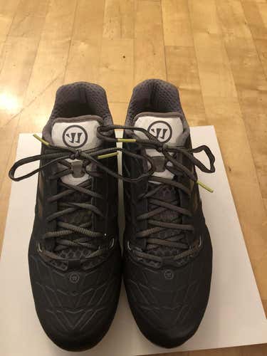 NEW Gray Size 11 Warrior Burn 8.0 Lacrosse Cleats