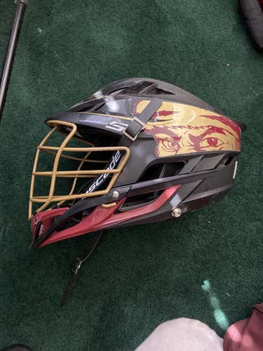 Black Adult Player's Cascade S Helmet