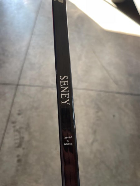 Used left hand vapor adv p92, 77 flex. Senior pro stock stick