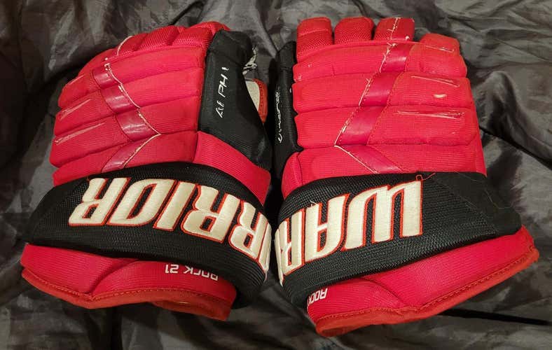 Carolina Hurricane Senior Warrior Alpha DX Pro Gloves 13" Pro Stock