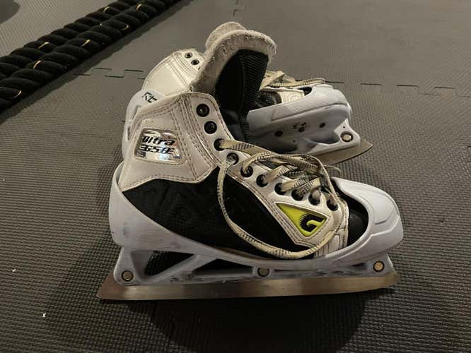 Used Graf Regular Width Size 6.5 Ultra G50 Hockey Goalie Skates