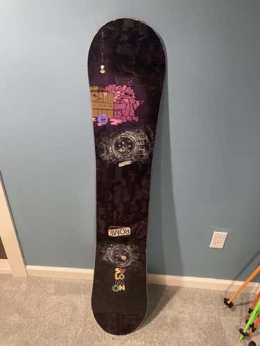 Unisex  Salomon Without Bindings Medium Flex True Twin Tempest Snowboard