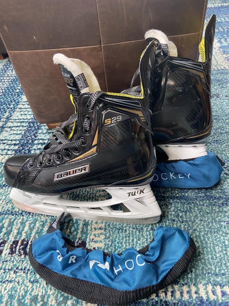 Senior Bauer Supreme S29 Hockey Skates Regular Width Size 8- Used 5 times-like new!