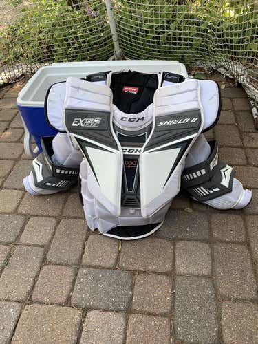 Used Medium CCM Pro Stock Extreme Flex Shield 2 Goalie Chest Protector
