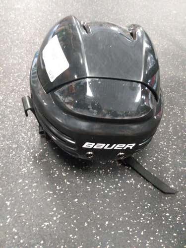 Used Bauer 2100 Lg Ice Hockey Helmets
