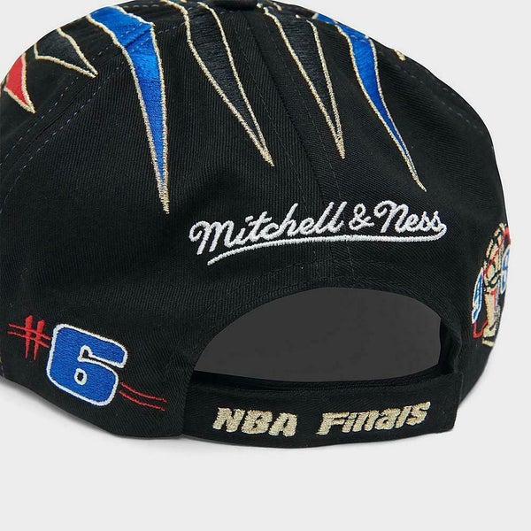 Chicago Bulls Mitchell & Ness Hardwood Classics 98 Champions Snapback Cap