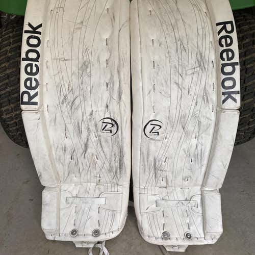 Used 32" Reebok 14k Goalie Leg Pads