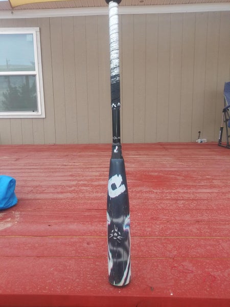 Used Kid Pitch (9YO-13YO) USSSA Certified 2020 DeMarini Composite CF Glitch Bat 26 oz 31"