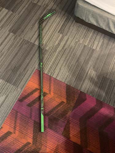 New Senior Bauer Right Handed Nexus ADV Hockey Stick Mid Pattern