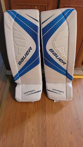 Used 35" Bauer Vapor X900 Goalie Leg Pads