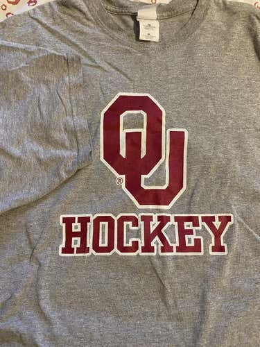 Oklahoma Sooners hockey tee