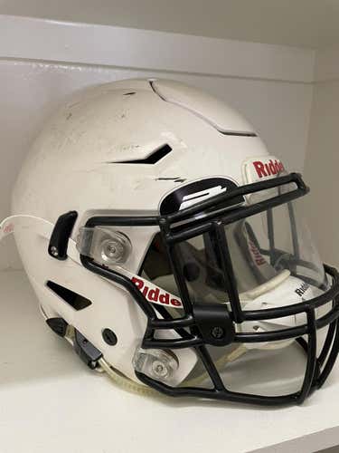 Used Medium Riddell SpeedFlex Helmet