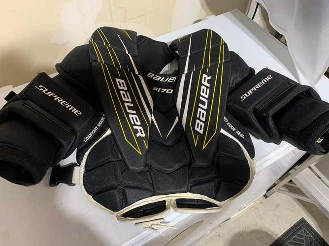 Used Small Bauer Supreme S170 Goalie Chest Protector